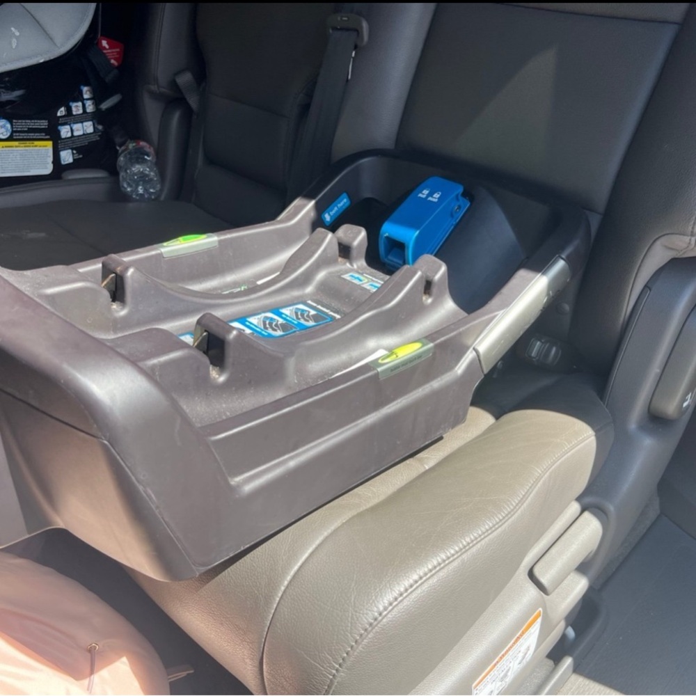 Nuna Pipa Infant Car Seat Base - Black for RX LX Lite Aire etc
